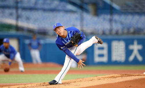ヤクルト対DeNA プロ初登板のDeNA先発の中川(撮影・狩俣裕三)