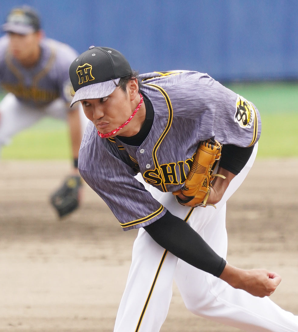 ウエスタンリーグ　中日対阪神　3回裏、力投する阪神先発の藤浪晋太郎（撮影・森本幸一）