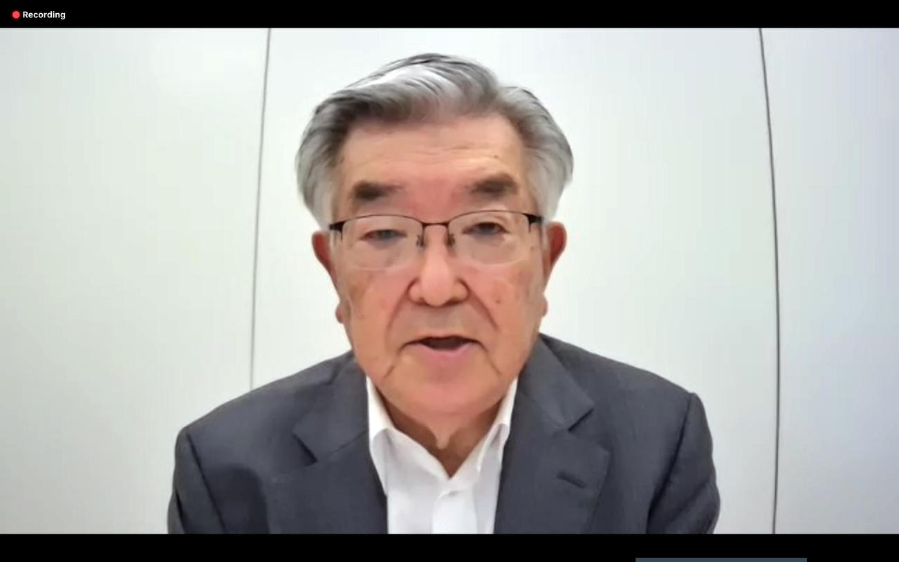 会議後のオンライン合同記者会見でコメントするNPB斉藤惇コミッショナー