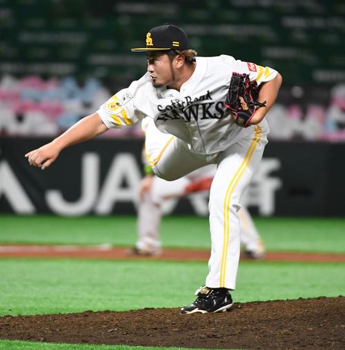 ソフトバンク対楽天　9回を抑えた森唯斗（撮影・今浪浩三）