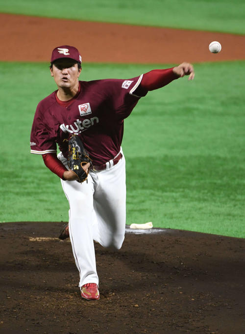 ソフトバンク対楽天　楽天先発の弓削（撮影・今浪浩三）