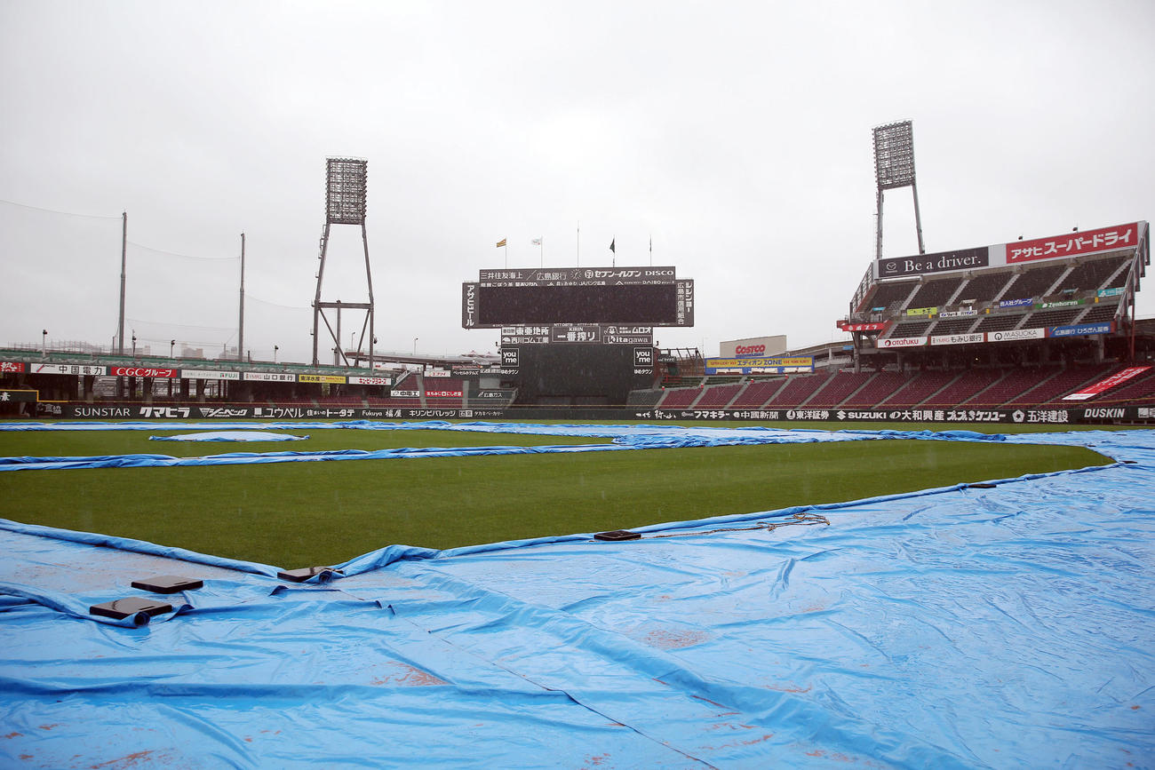 マツダスタジアム（2020年7月6日撮影）