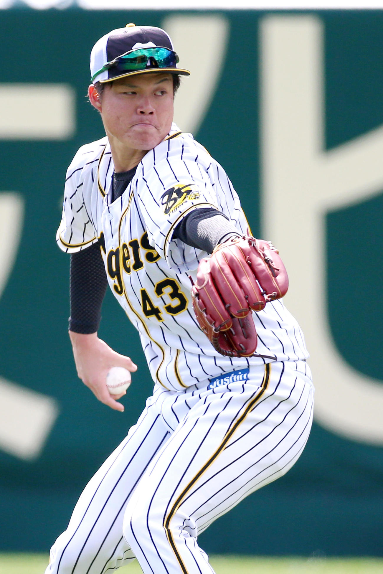 阪神守屋功輝（20年3月撮影）