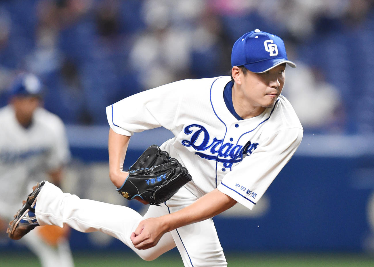 プロ野球中日対広島　2回表、力投する中日先発の大野雄大（撮影・森本幸一）