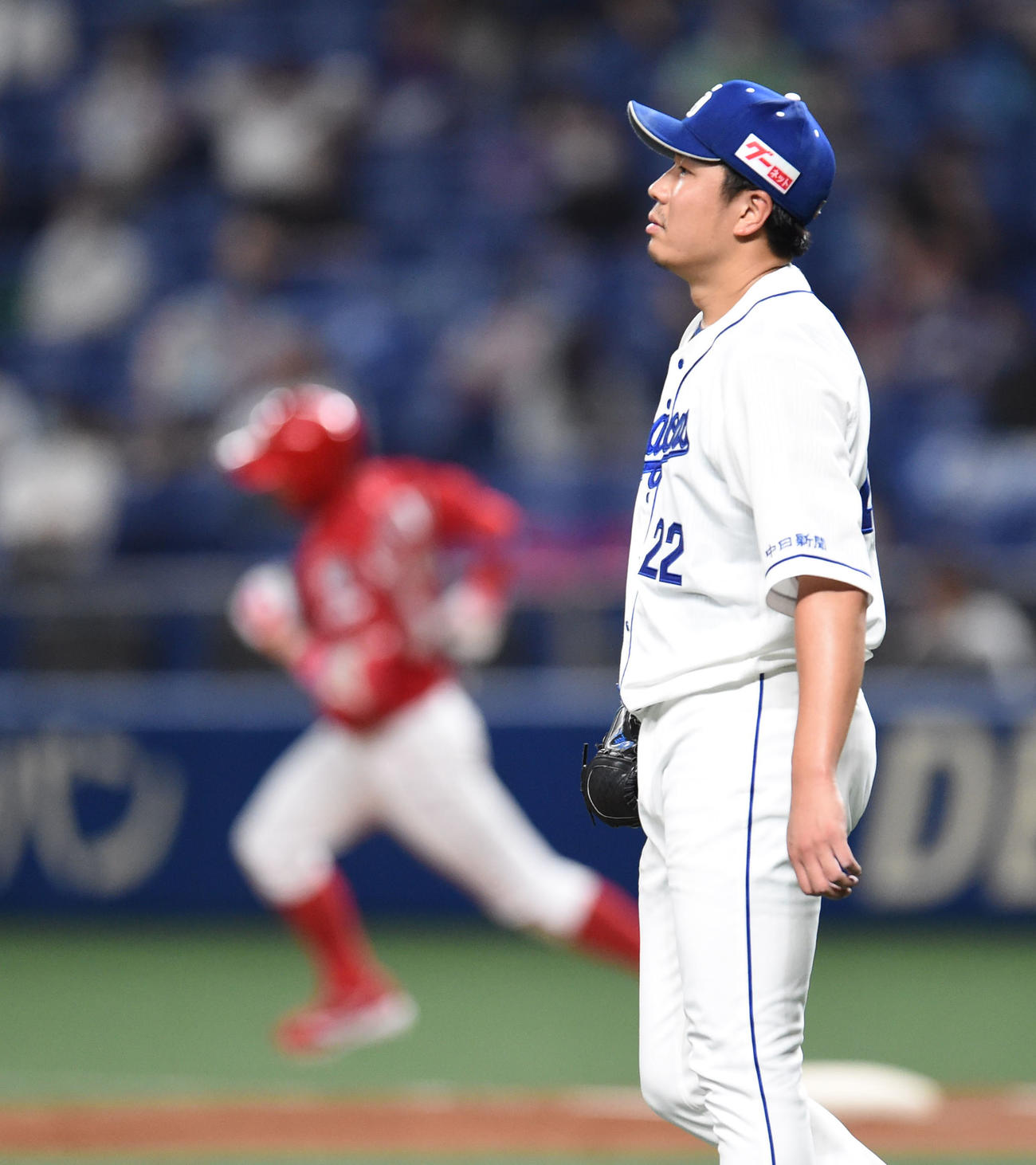 プロ野球中日対広島　6回表広島2死、菊池涼介に左越え本塁打を打たれた大野雄大（撮影・森本幸一）