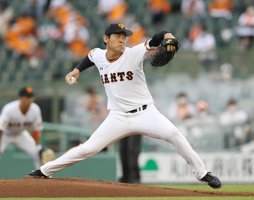 巨人対ヤクルト　巨人先発の桜井（撮影・前田充）