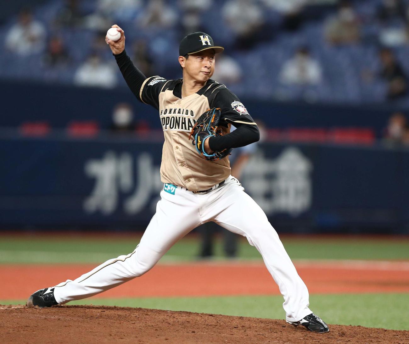 オリックス対日本ハム　3回から登板の村田（撮影・黒川智章）