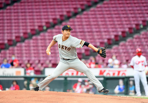 広島対巨人　巨人の先発菅野（撮影・たえ見朱実）