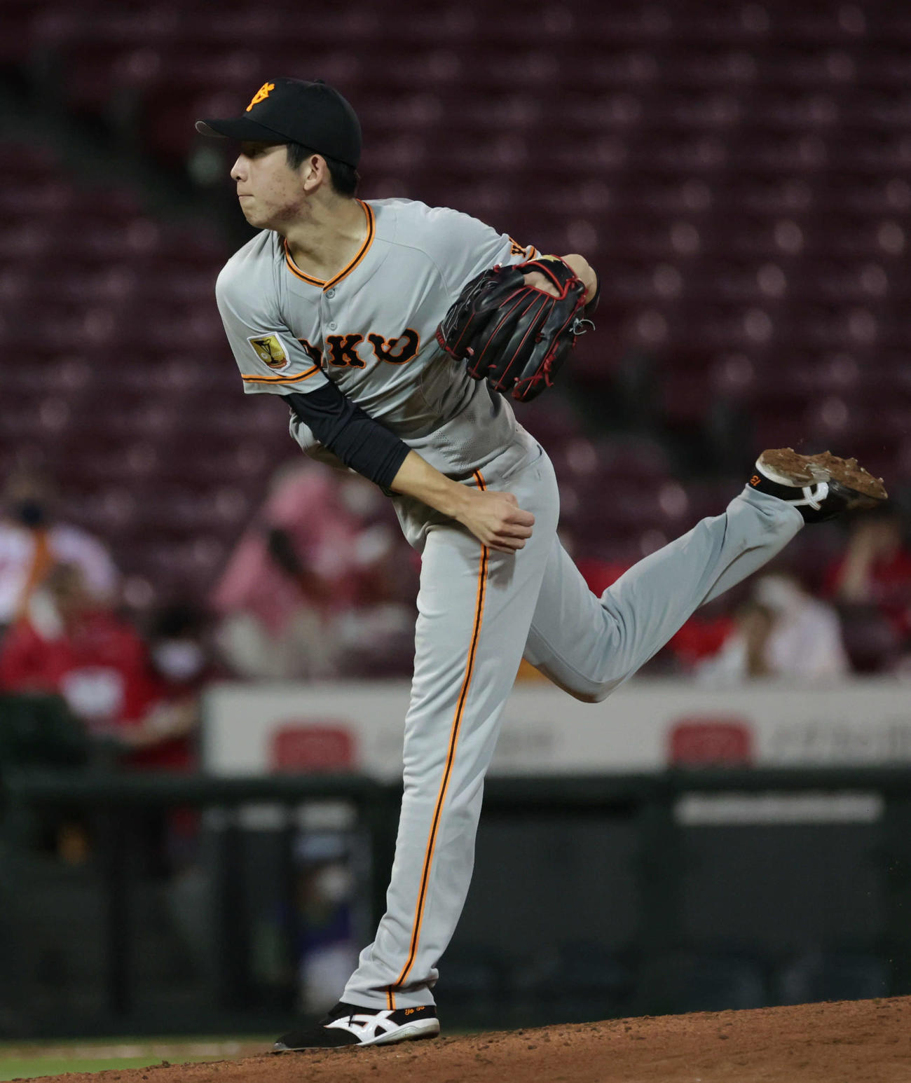 広島対巨人　巨人先発の戸郷（撮影・加藤孝規）