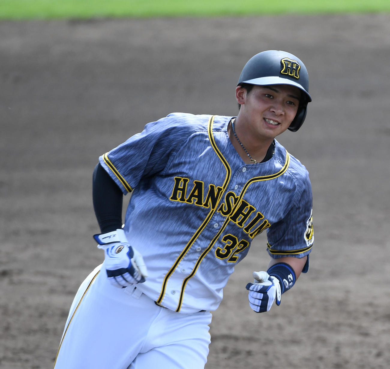 オリックス戦の3回、井上は左越え3点本塁打を放つ（撮影・前岡正明）
