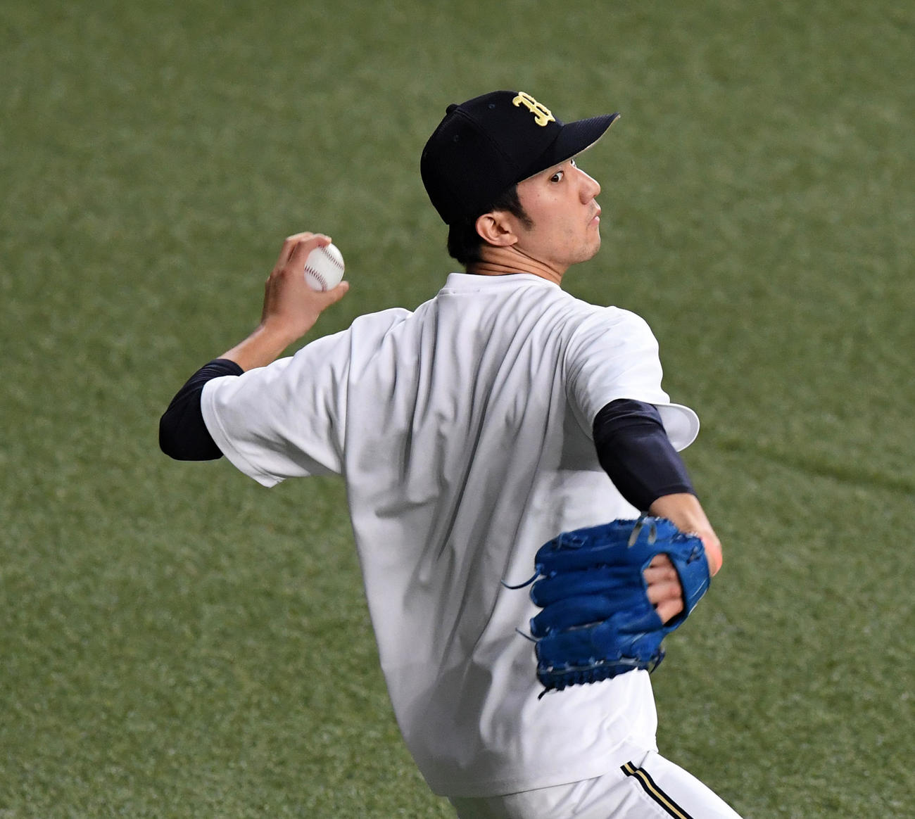 オリックス対ソフトバンク　キャッチボールを行う田嶋（撮影・前岡正明）