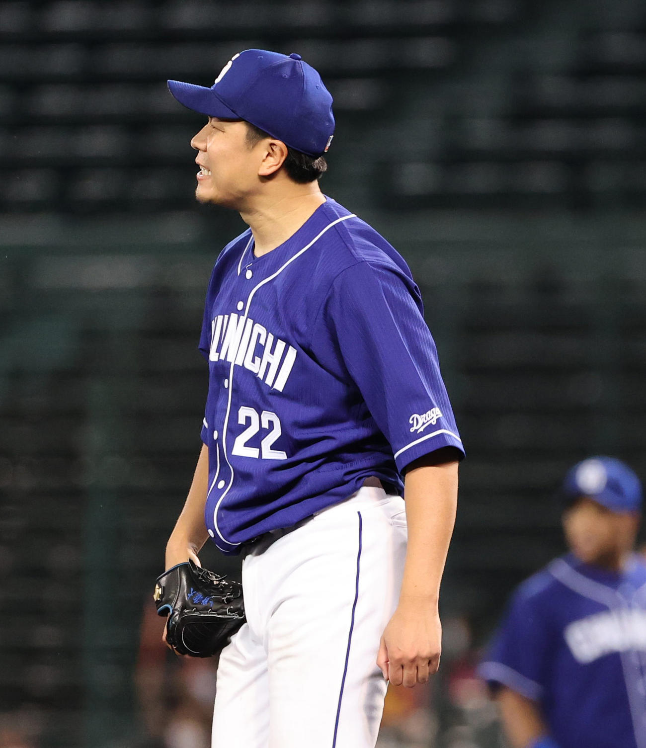 阪神対中日　7回裏阪神無死、陽川尚将に左前打を打たれ悔しがる大野雄大（撮影・清水貴仁）