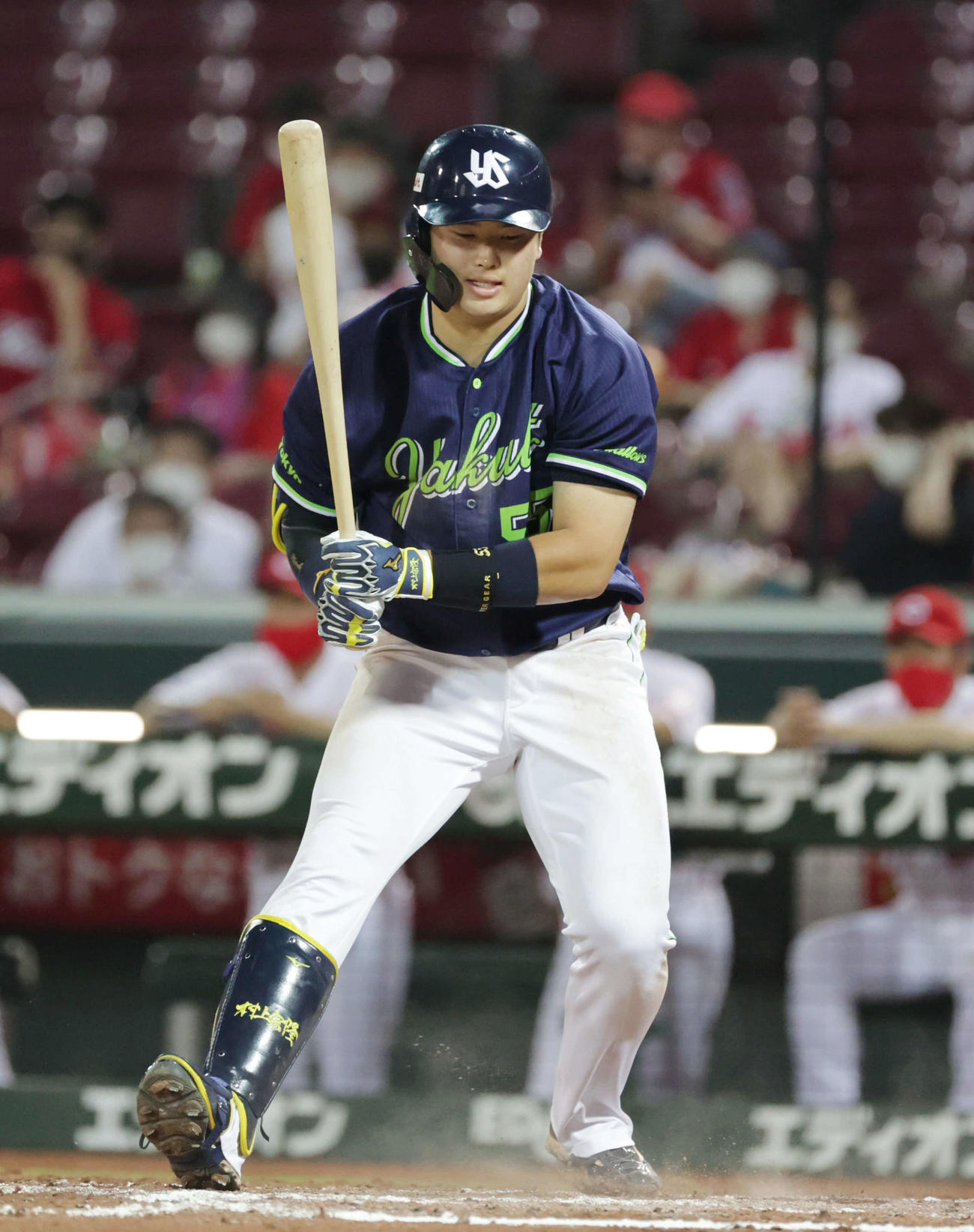 広島対ヤクルト3回戦　7回表ヤクルト2死一塁、村上は三振（撮影・加藤孝規）