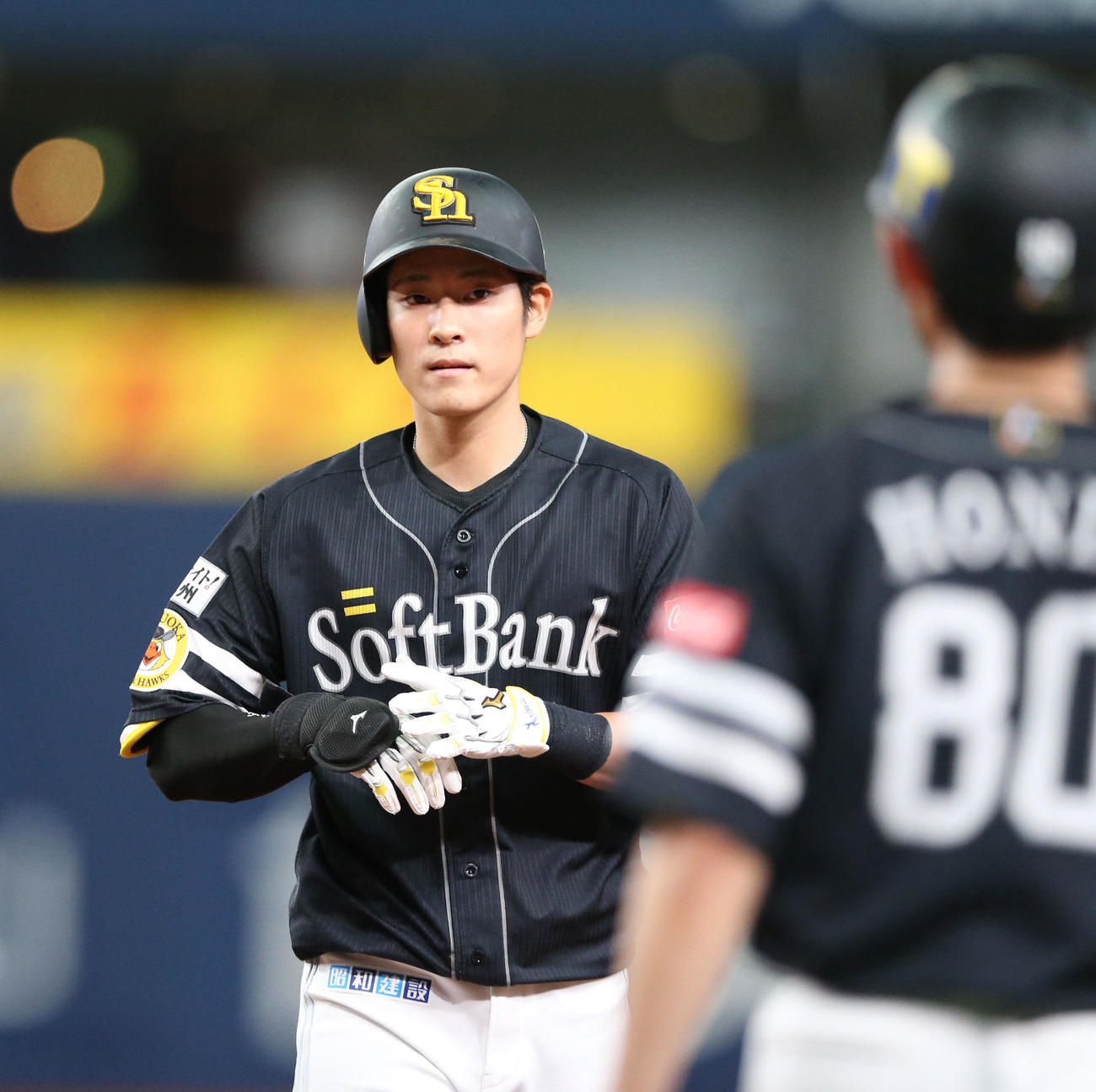 オリックス対ソフトバンク　9回表ソフトバンク2死一、二塁、上林は右前適時打を放つ（撮影・上山淳一）