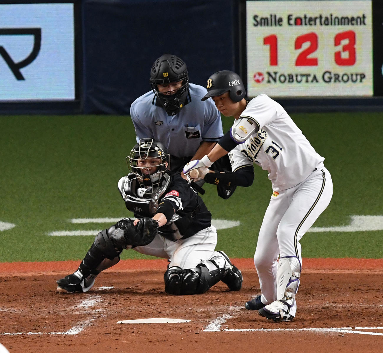 オリックス対ソフトバンク　5回裏オリックス2死、太田は見逃しの三振に倒れる（撮影・前岡正明）