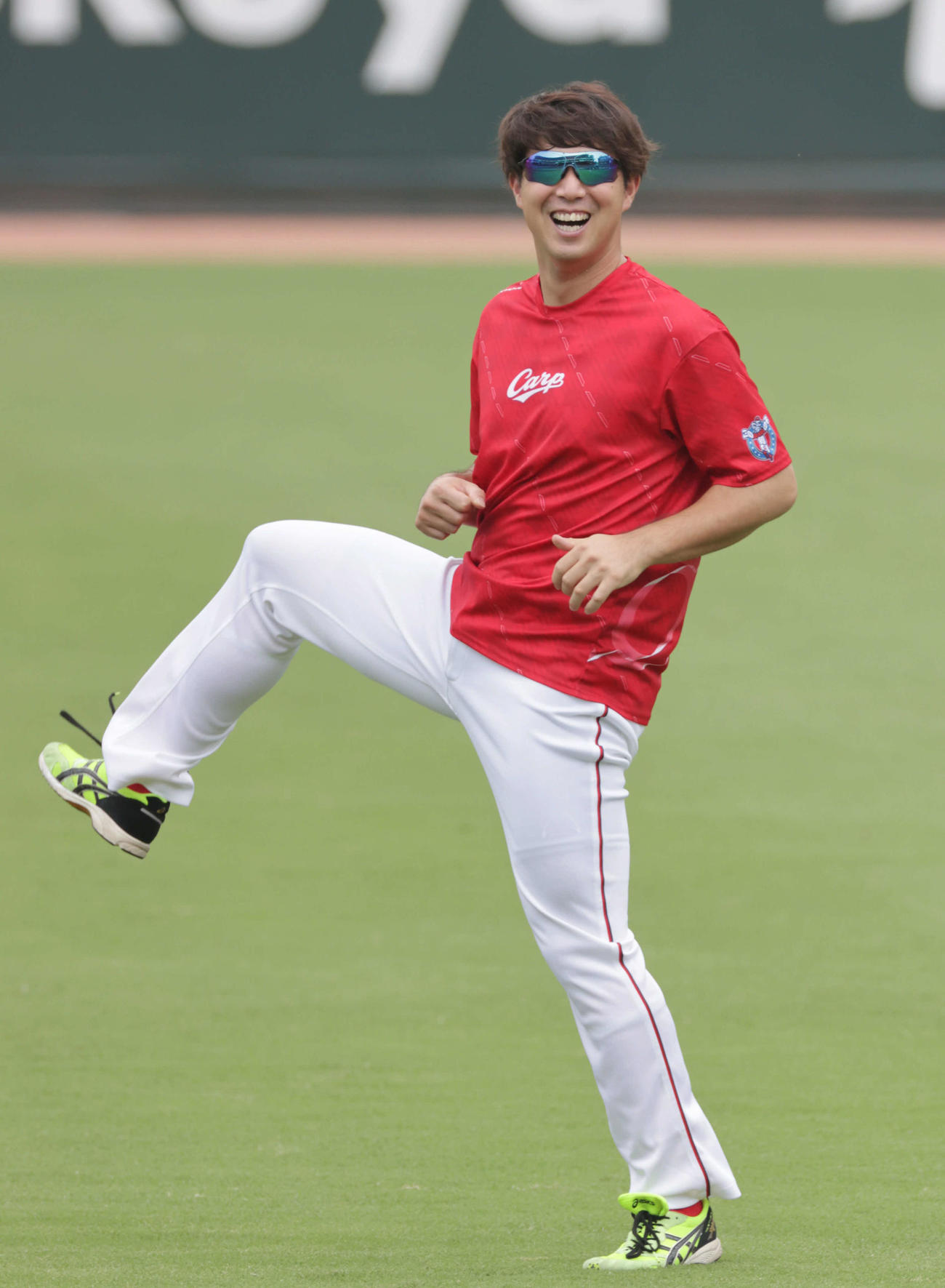 プロ野球広島　投手指名練習　一軍の練習に合流した野村（撮影・加藤孝規）
