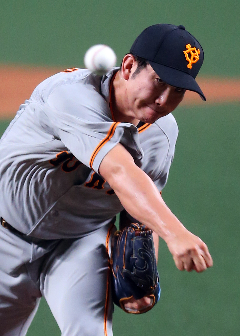 中日対巨人　先発の巨人菅野（撮影・大野祥一）