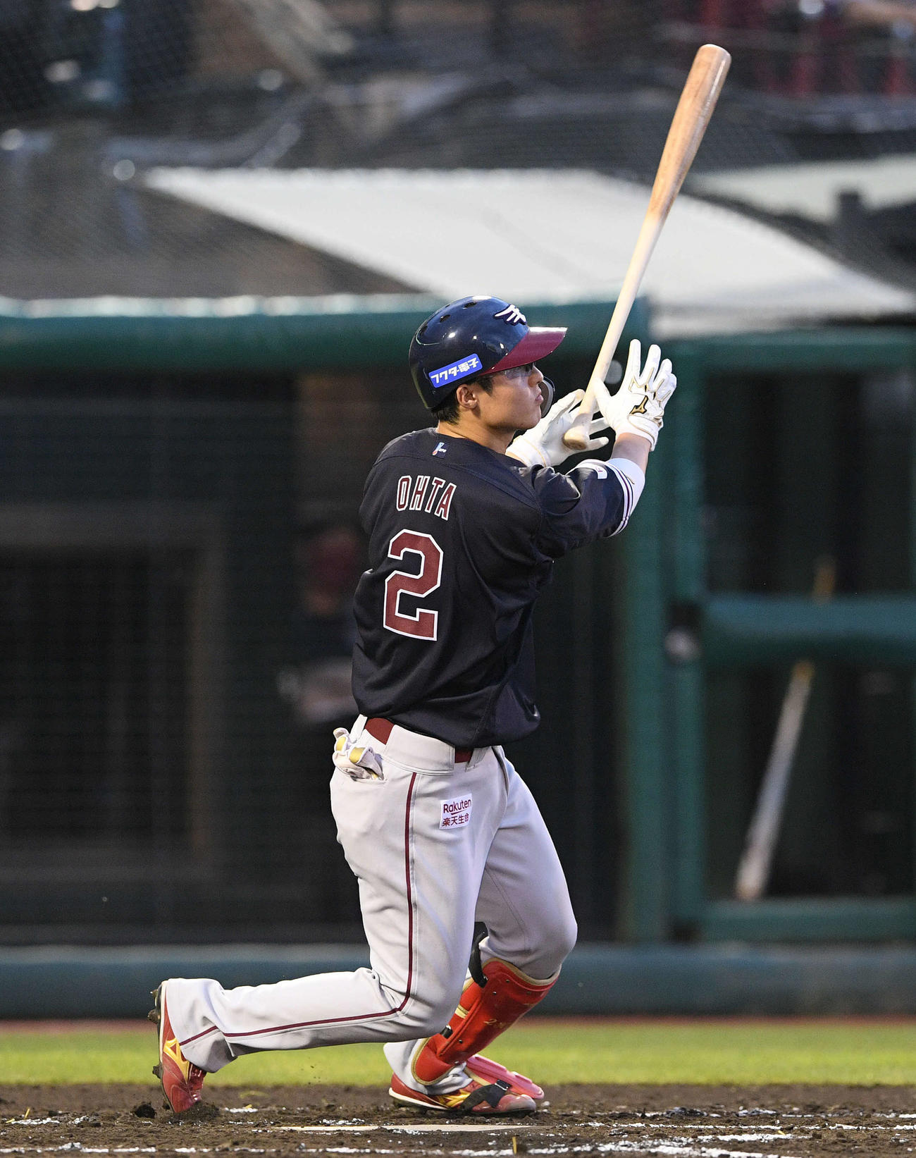 楽天対オリックス　2回裏楽天1死一、三塁、太田は中越え3点本塁打を放つ（撮影・滝沢徹郎）