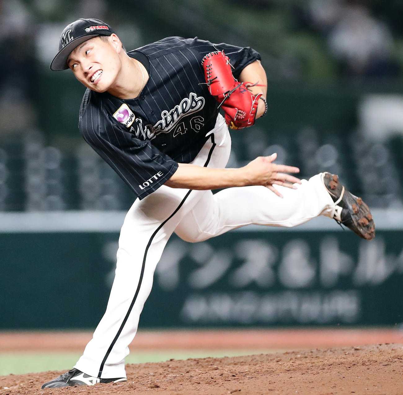 西武対ロッテ　力投するロッテ先発の岩下（撮影・浅見桂子）