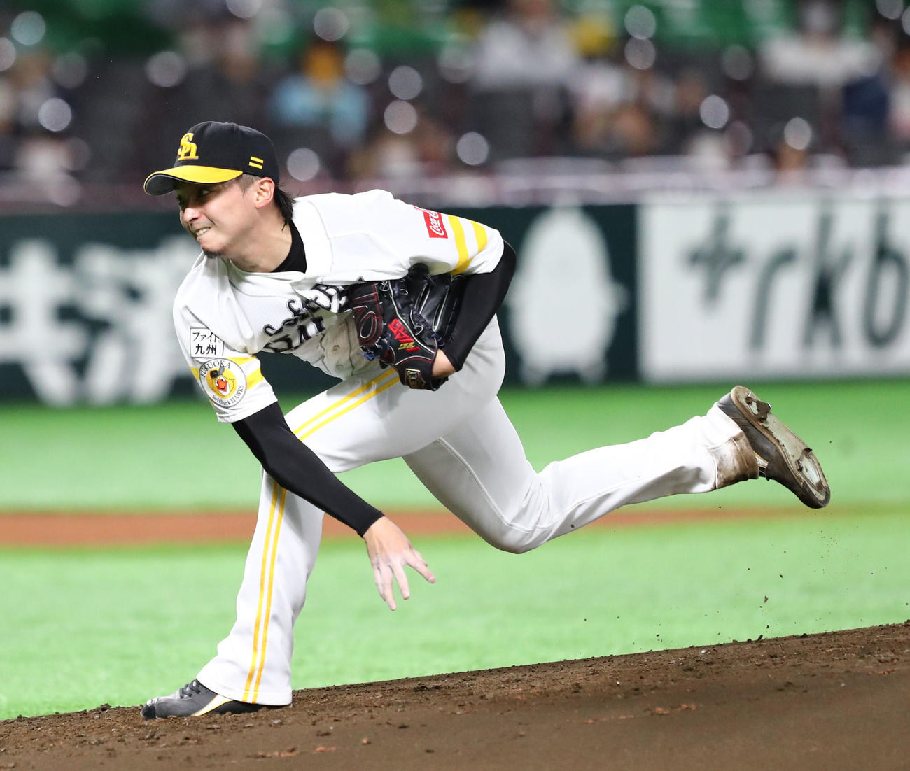 ソフトバンク対日本ハム　ソフトバンク先発の東浜（撮影・梅根麻紀）