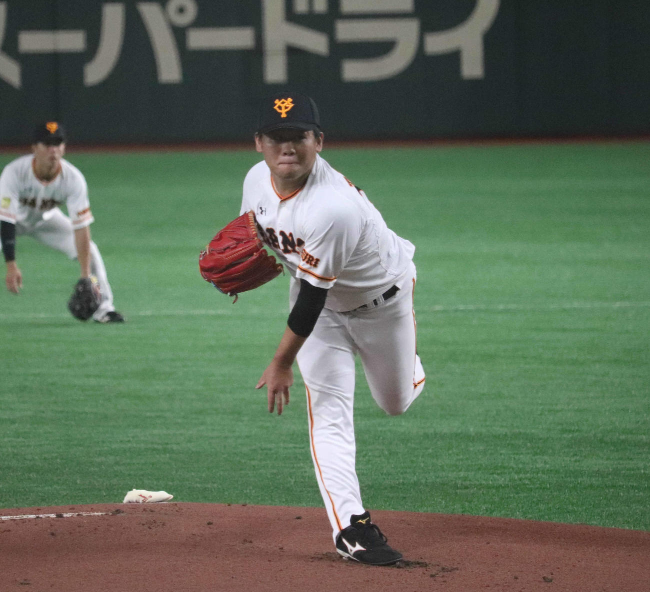 イースタン・リーグ　巨人対ロッテ　先発し力投する巨人田口（撮影・久永壮真）