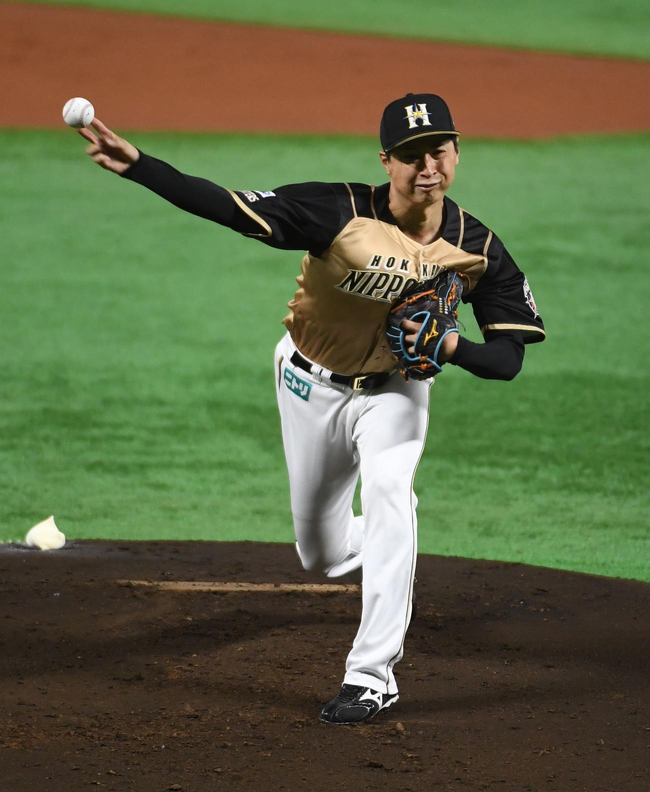 ソフトバンク対日本ハム　先発の村田透（撮影・今浪浩三）