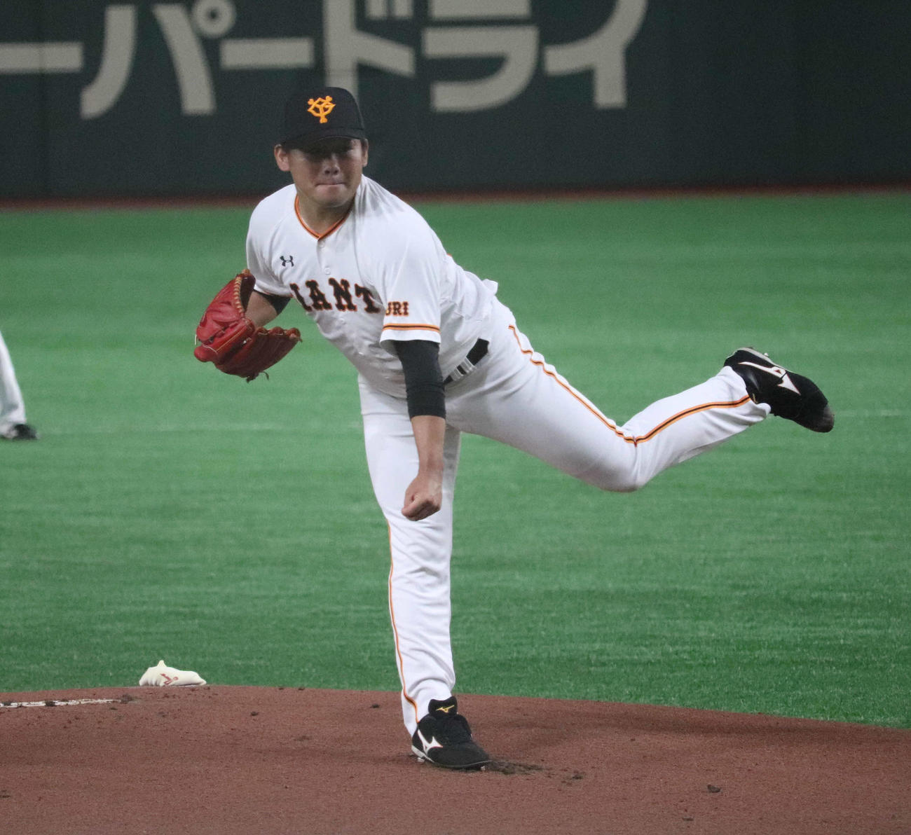 イースタン・リーグ　巨人対ロッテ　先発し力投する巨人田口（撮影・久永壮真）