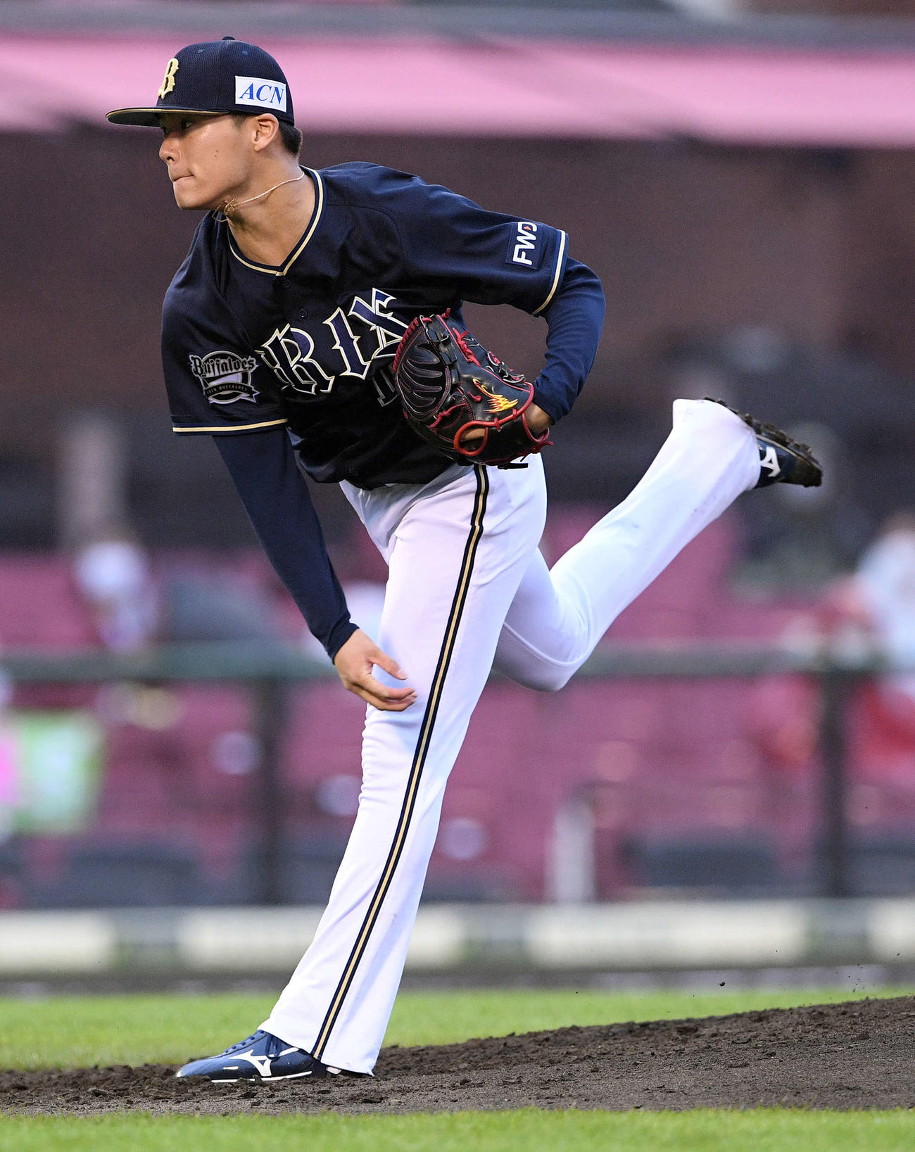 楽天対オリックス　オリックス先発の山本（撮影・滝沢徹郎）