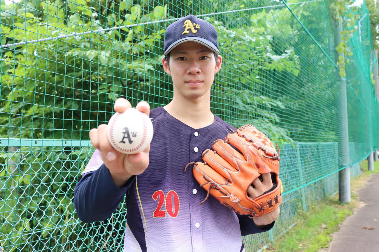 秋季リーグ開幕を待ち望む青森大・遠藤（撮影・保坂果那）