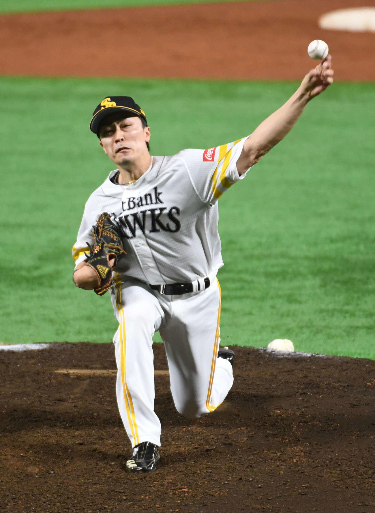 ソフトバンク対西武　和田は7回途中2失点と好投し3勝目を挙げる（撮影・今浪浩三）