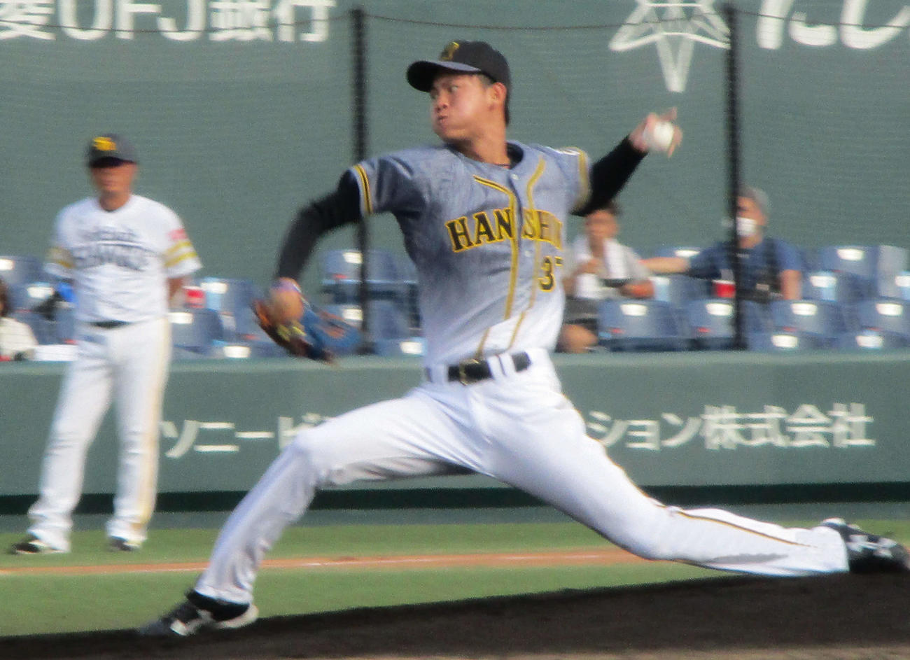 ウエスタン・リーグのソフトバンク戦に先発した及川（撮影・只松憲）