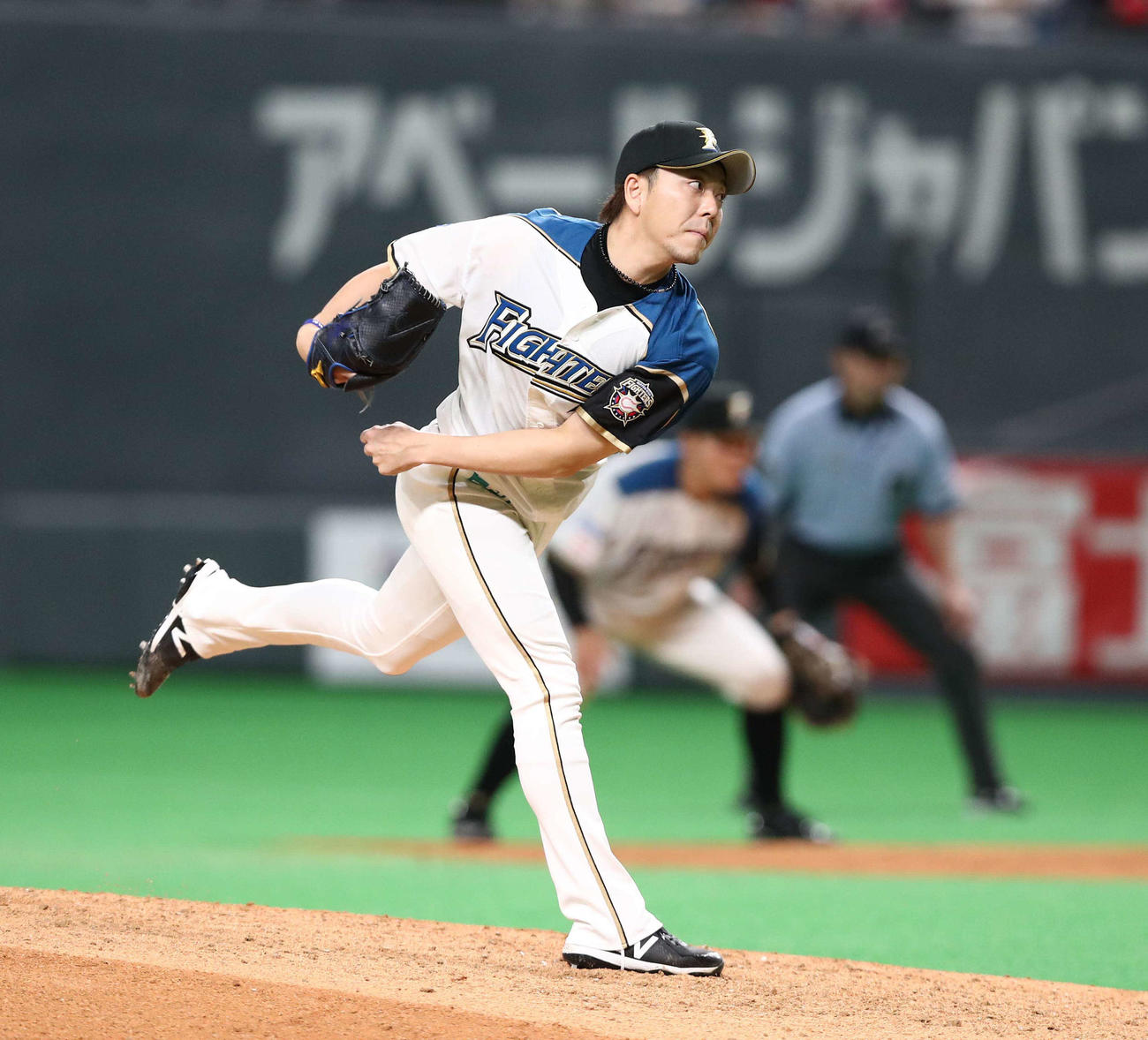 日本ハム対オリックス　8回に登板の宮西（撮影・黒川智章）