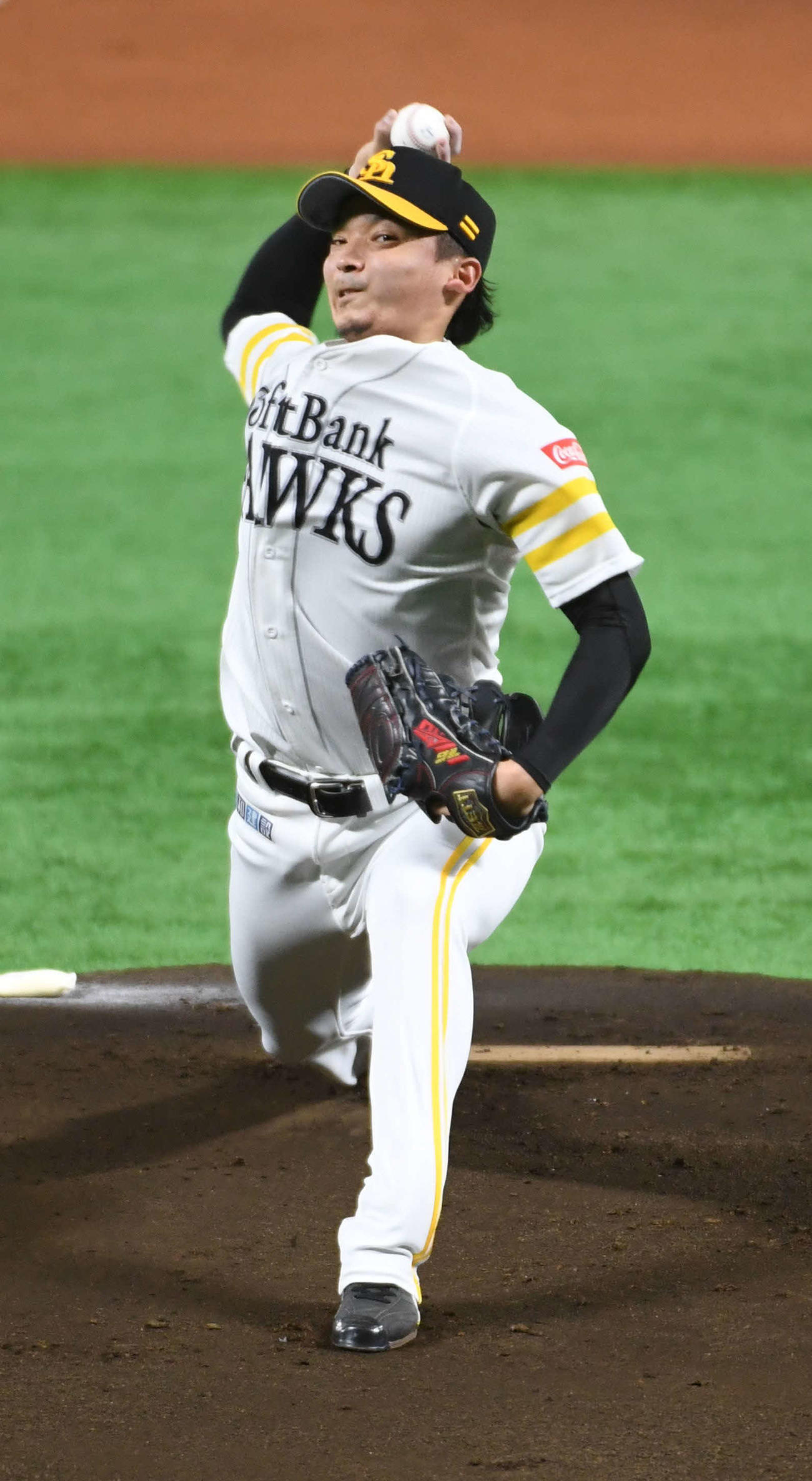 ソフトバンク対西武　先発の東浜（撮影・今浪浩三）