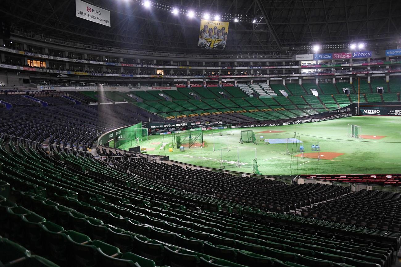 ソフトバンク情報　1日、長谷川勇也が新型コロナウイルスに感染していることがわかり、ソフトバンク対西武12回戦は中止になった福岡ペイペイドーム（撮影・今浪浩三）