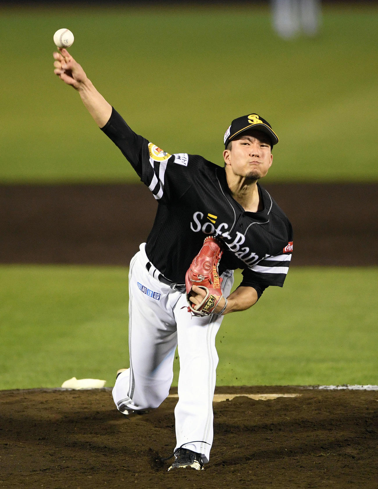 楽天対ソフトバンク　ソフトバンク先発の千賀（撮影・滝沢徹郎）