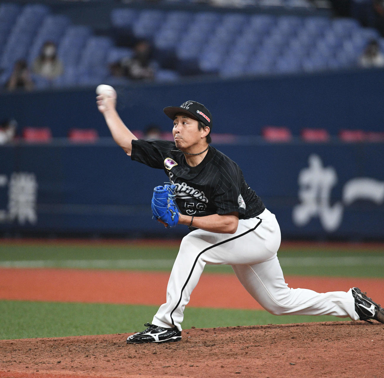 オリックス対ロッテ　9回裏オリックス無死から登板した益田直也（撮影・渦原淳）