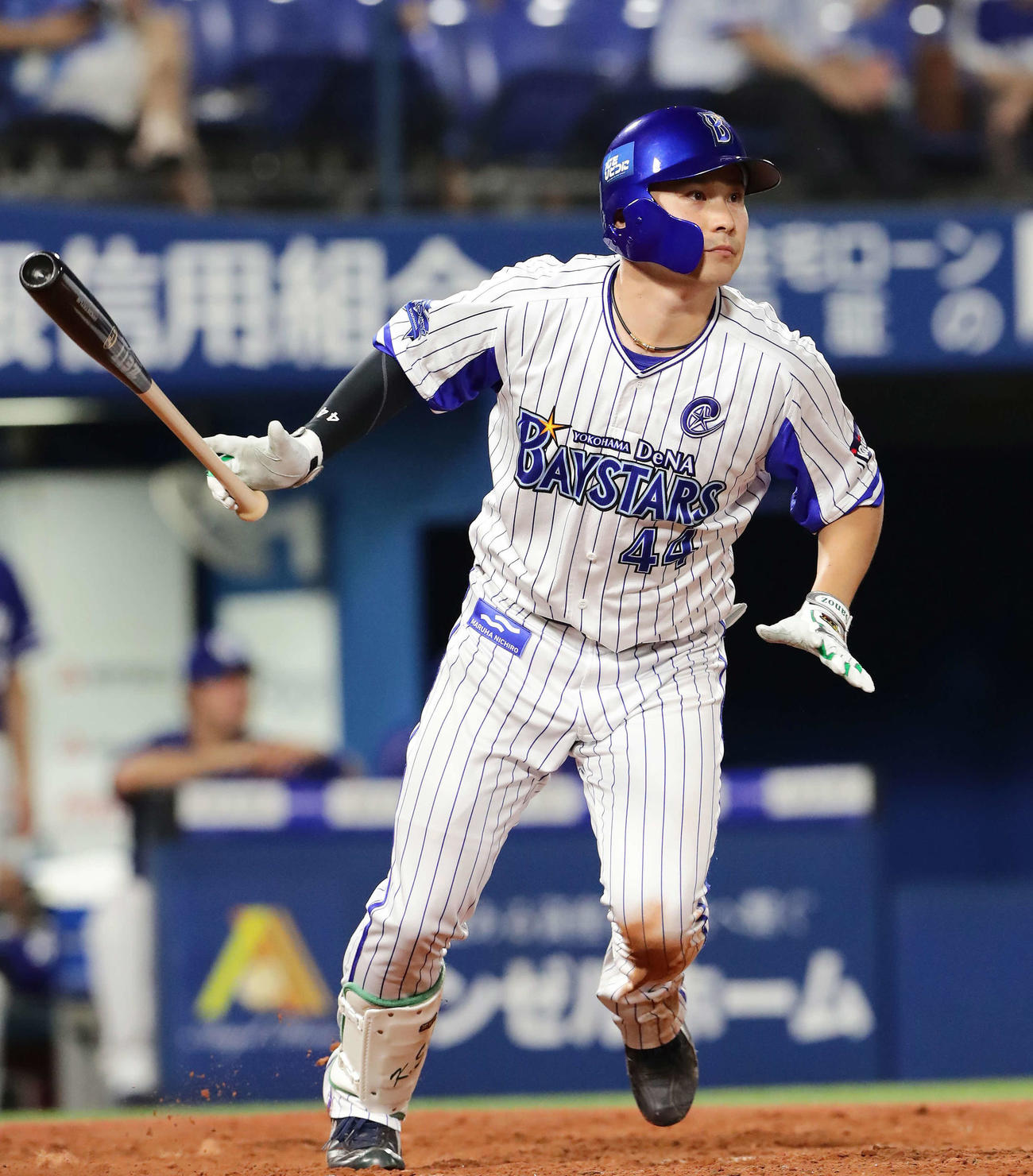 DeNA対中日　4回裏DeNA2死一、二塁、佐野は右前適時打を放つ（撮影・丹羽敏通）