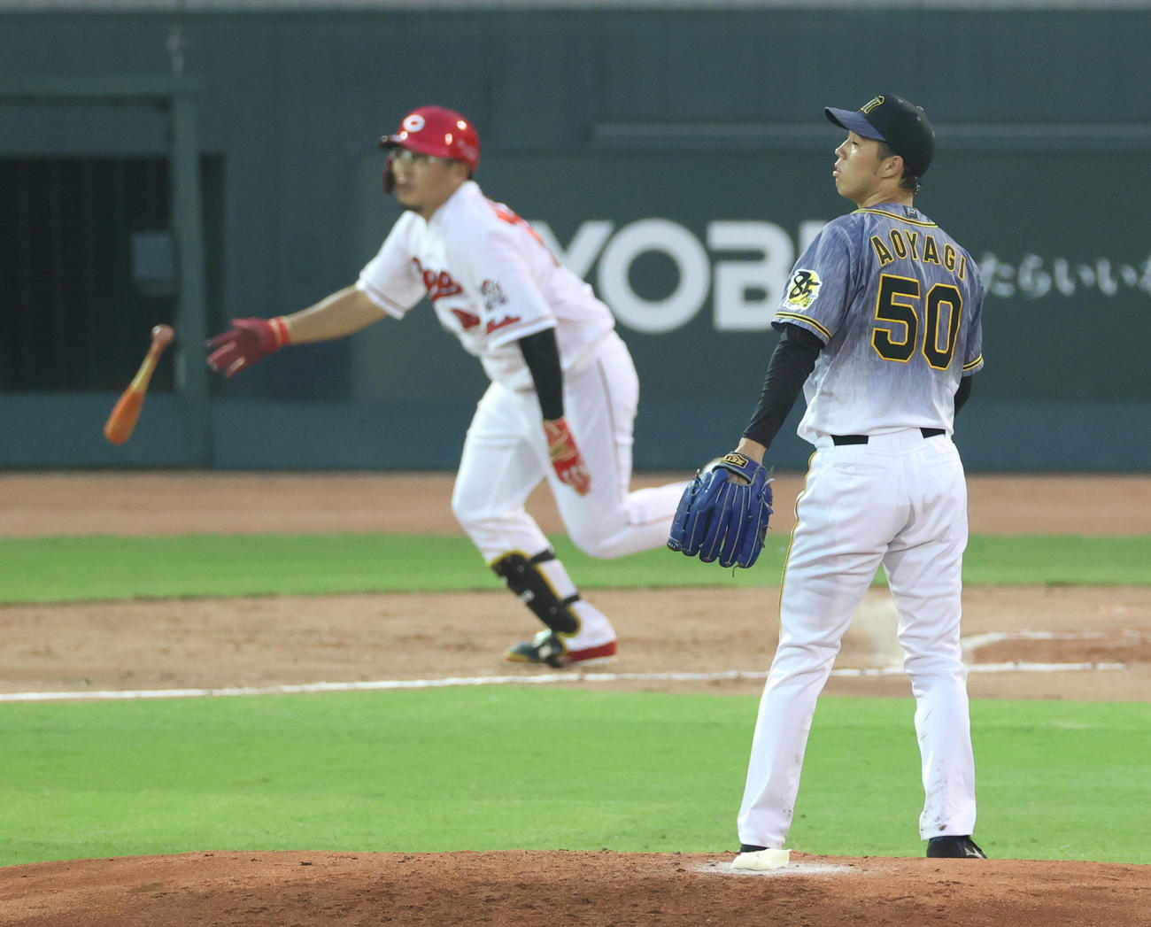広島松山に3ランを浴びる阪神青柳（撮影・清水貴仁）