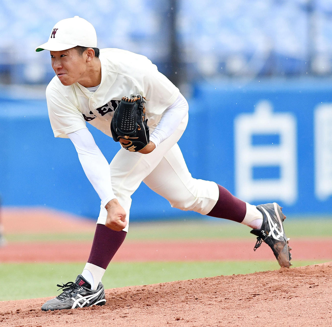 早大対法大　早大先発の徳山（撮影・滝沢徹郎）
