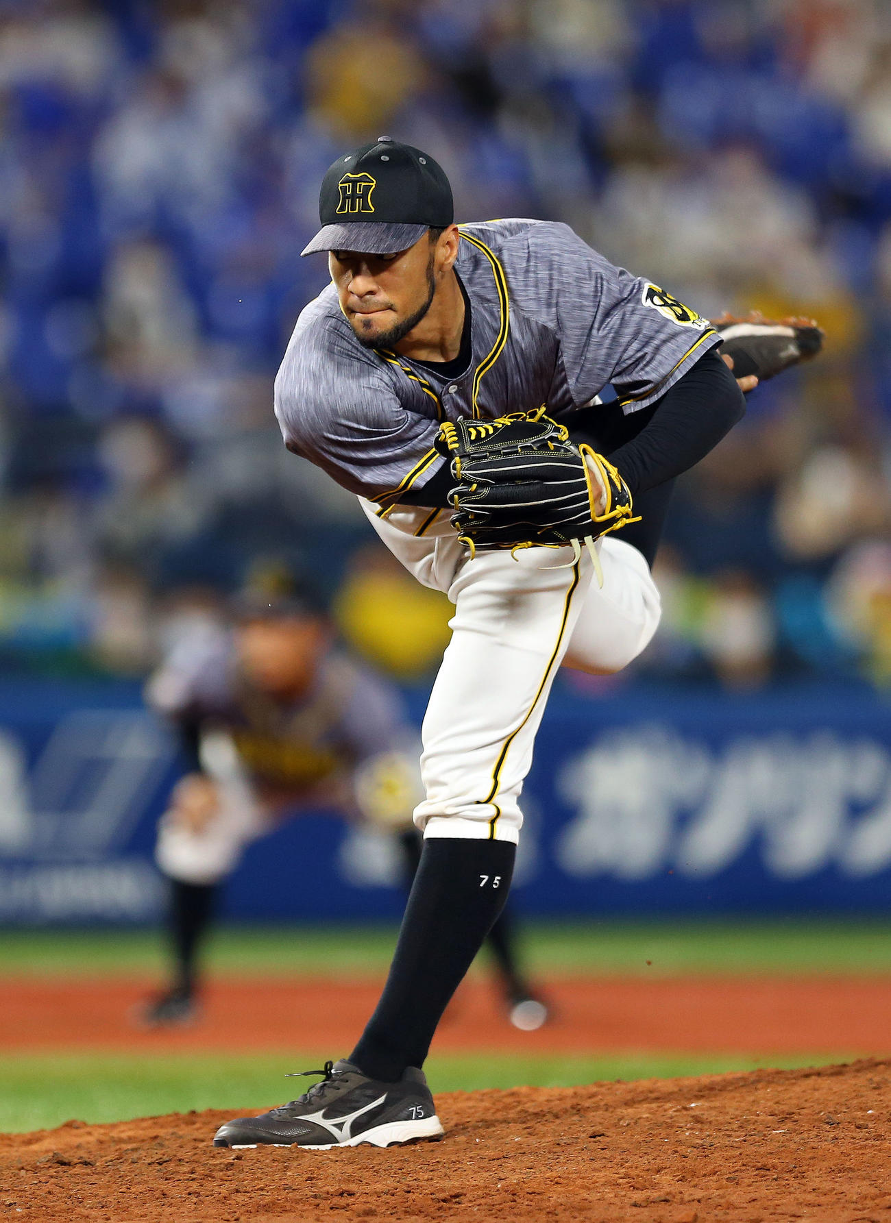 DeNA対阪神　5番手の阪神スアレス（撮影・大野祥一）