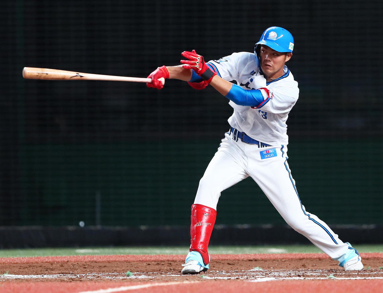 西武対楽天　7回裏西武2死一塁、高木は中越え適時三塁打を放つ（撮影・足立雅史）
