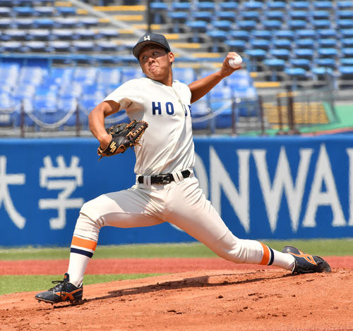 法大対慶大 先発した法大・鈴木(撮影・柴田隆二)