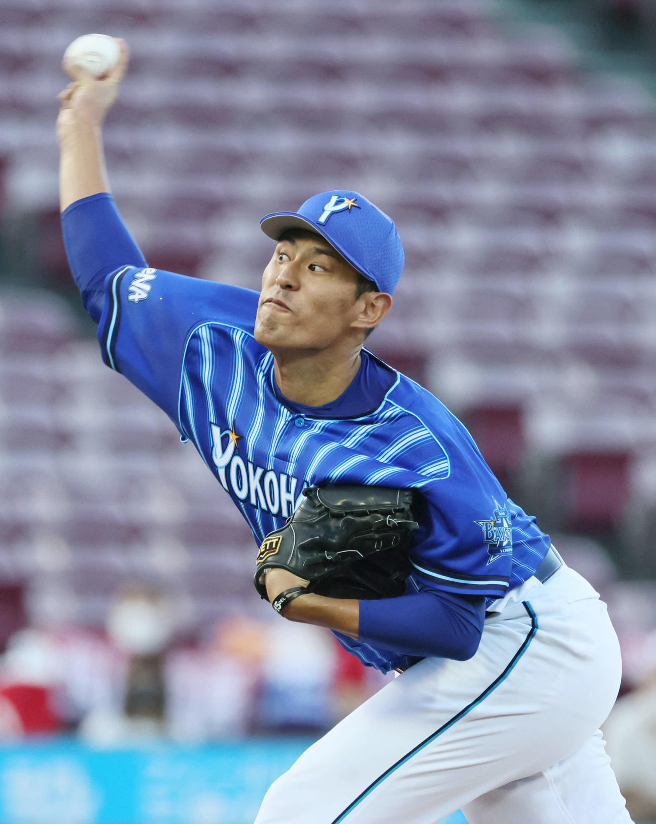 広島対DeNA　DeNA先発の井納（撮影・加藤孝規）
