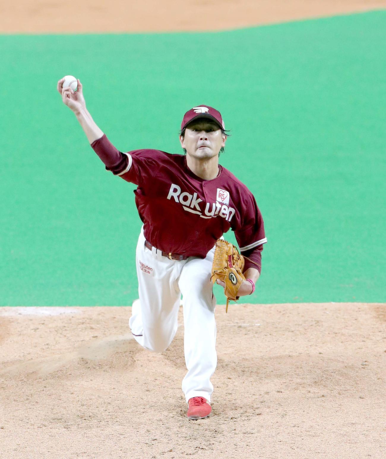 日本ハム対楽天　力投する楽天先発の涌井（撮影・佐藤翔太）