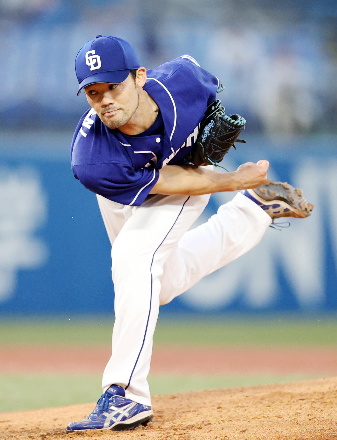 ヤクルト対中日　中日先発の福谷（撮影・狩俣裕三）