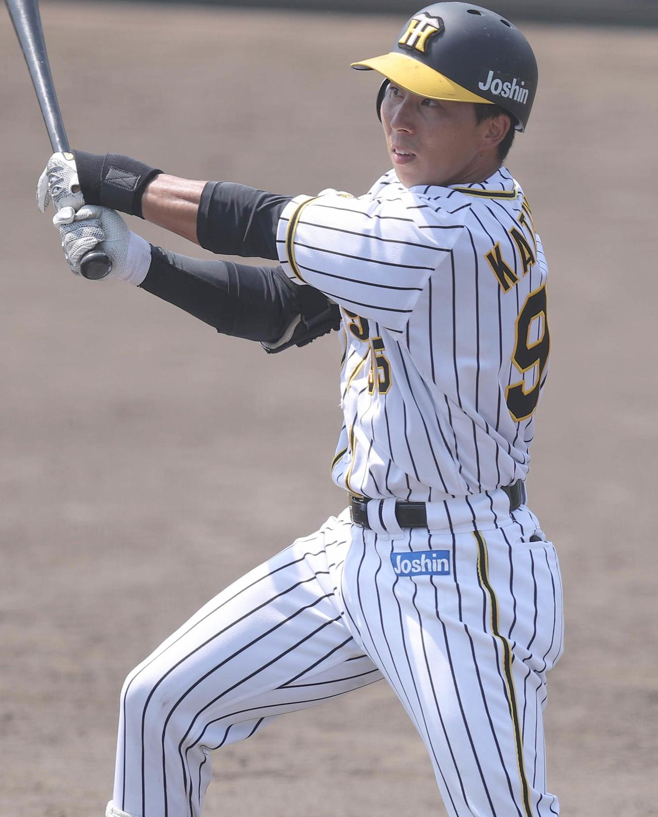 3回1死三塁、片山雄哉が左前適時打を放つ（代表撮影）