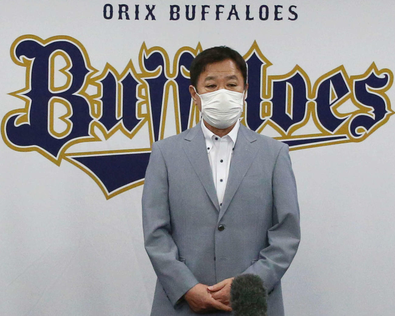 オリックス福良GMは西村監督の辞任、コーチ配置転換を発表する（撮影・上山淳一）