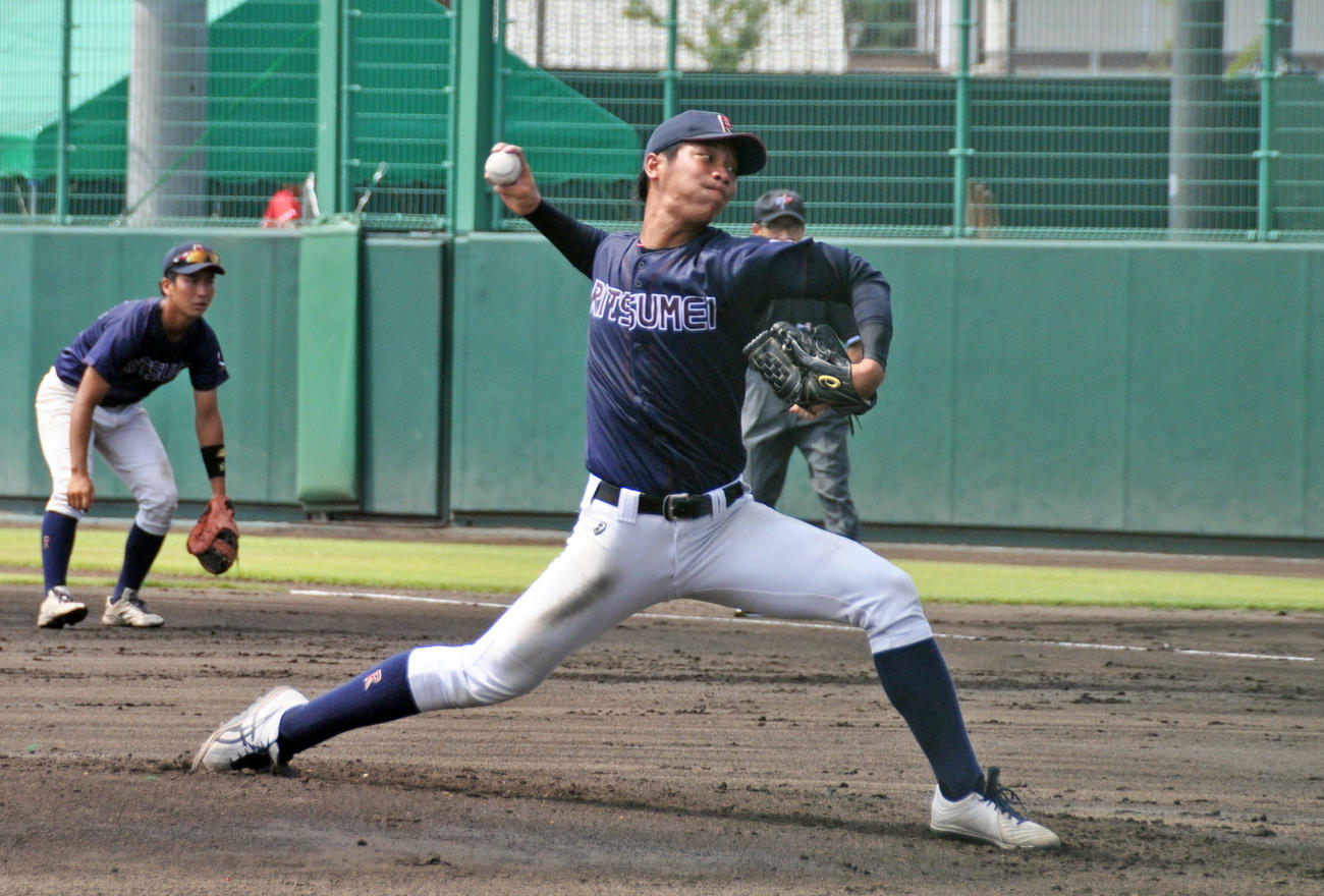 オープン戦　日本生命対立命大　立命大の有村大誠投手（4年＝秀岳館）は日本生命相手に6回を投げ3失点
