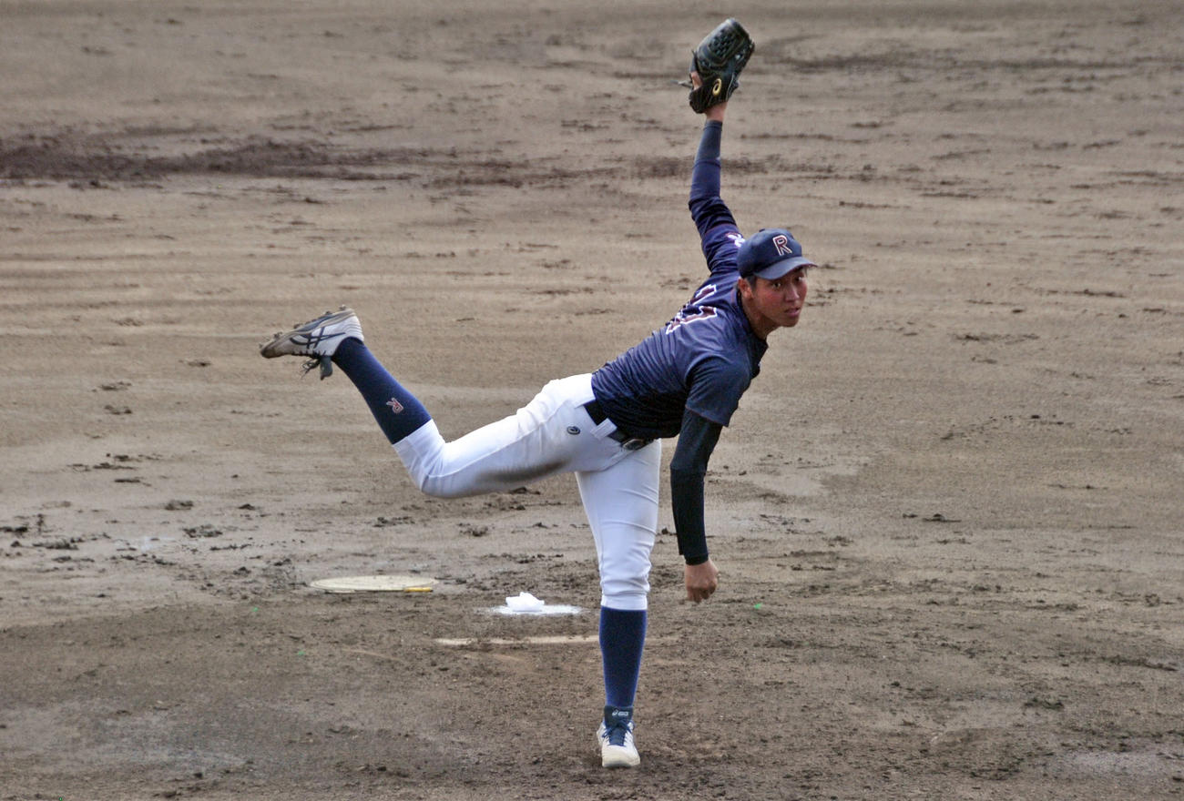 オープン戦　日本生命対立命大　立命大の有村大誠投手（4年＝秀岳館）は日本生命相手に6回を投げ3失点