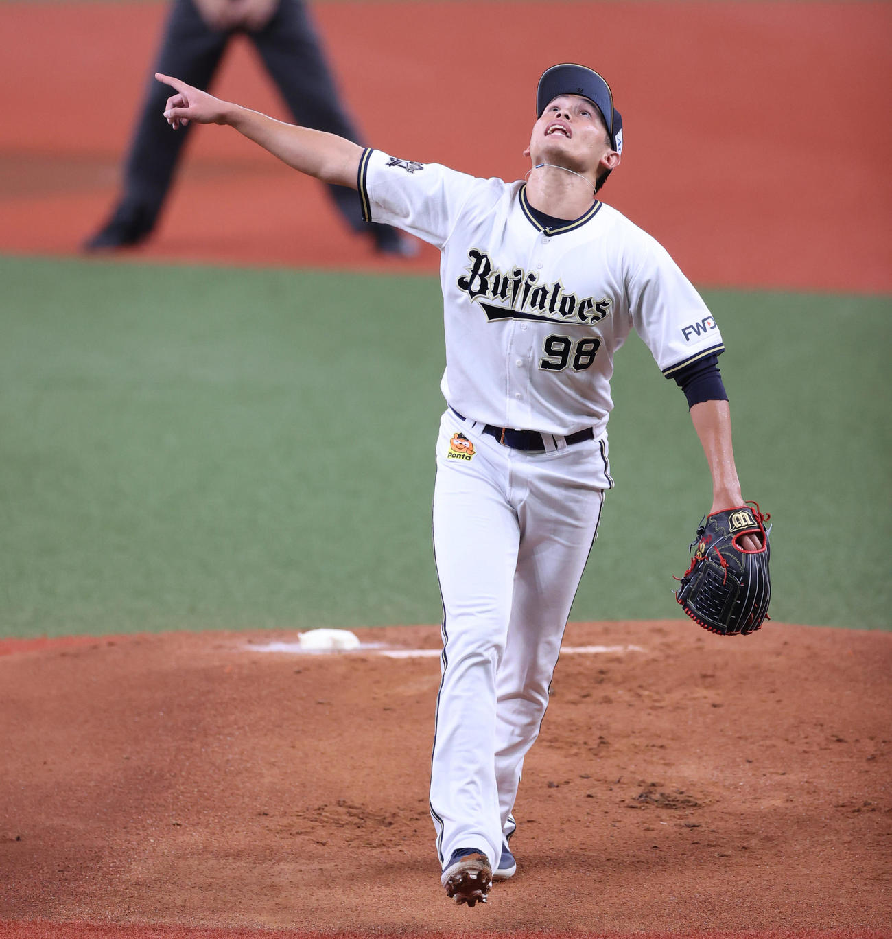 オリックス対西武　1回表西武2死一塁、山川穂高を三飛に抑える張奕（撮影・清水貴仁）